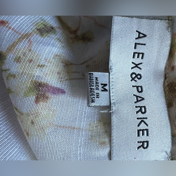 Alex & Parker floral top - Picture 5 of 5